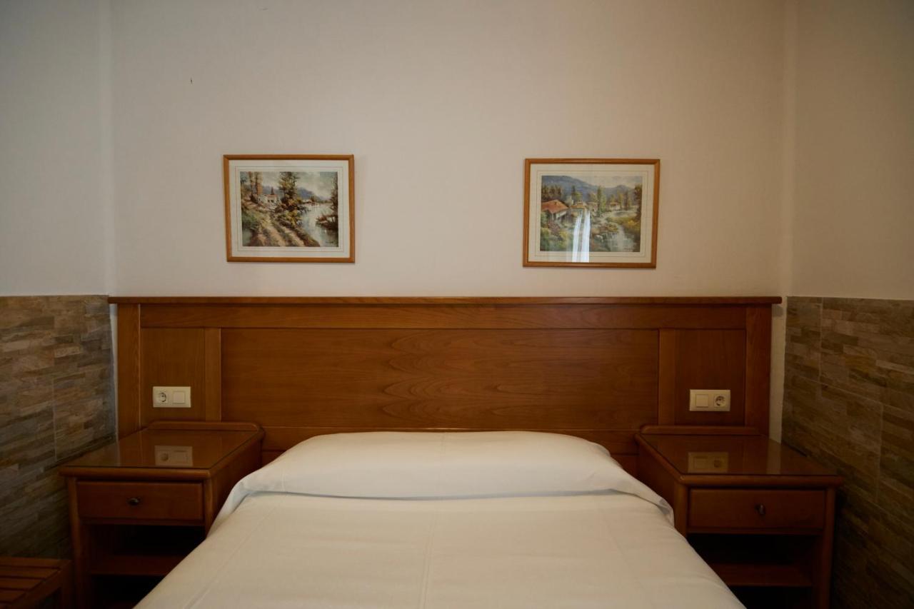 Pension Serafin Avilés Exterior foto